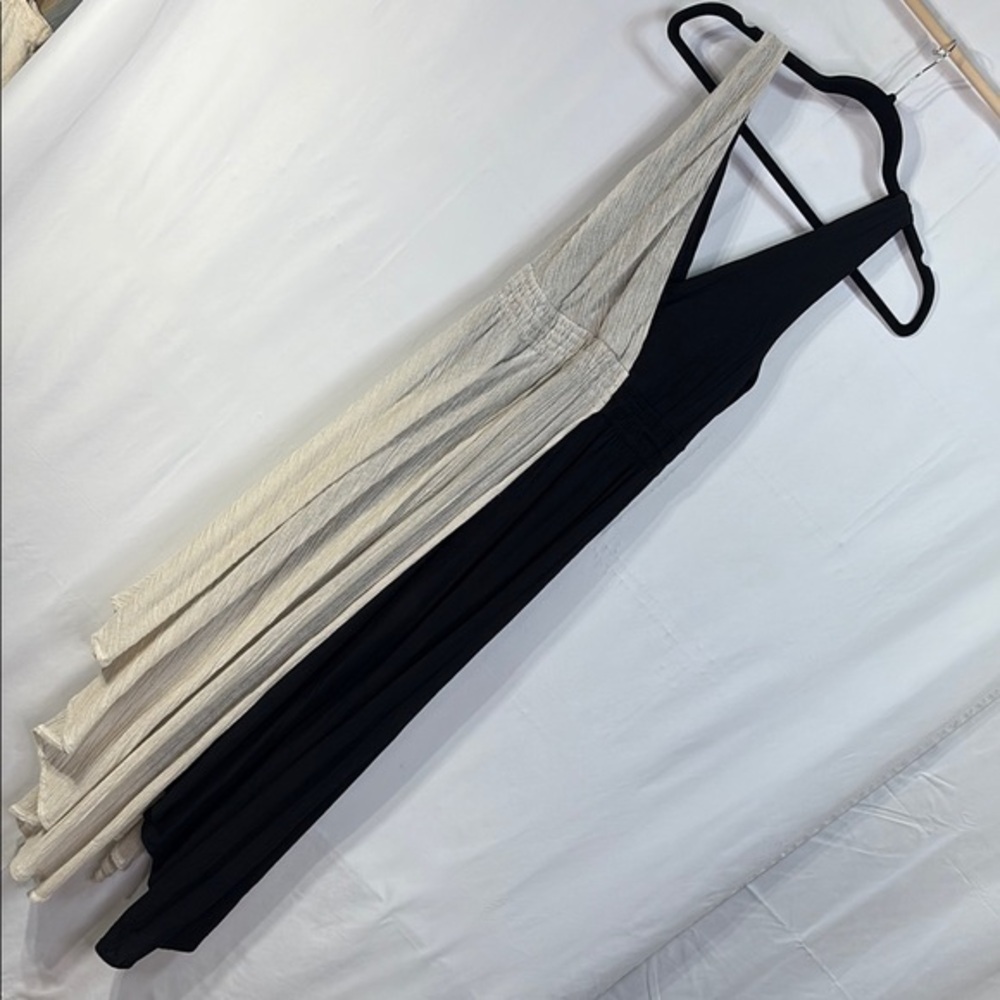 🐥 Maeve Asymmetrical sleeveless Dress in Black and Cream Grecian inspired